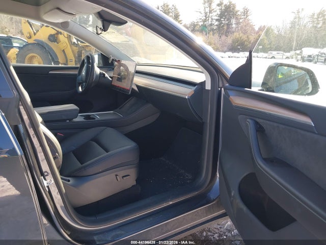 2024 TESLA MODEL Y 7SAYGDEE5RA331486 Photo 4