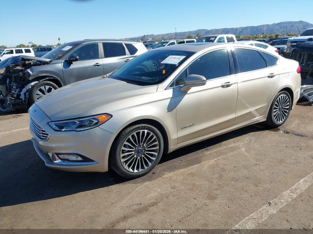 3FA6P0RU4HR110563 Ford Fusion Hybrid Titanium