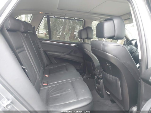 2011 BMW X5 5UXZV4C51BL738123 Photo 7