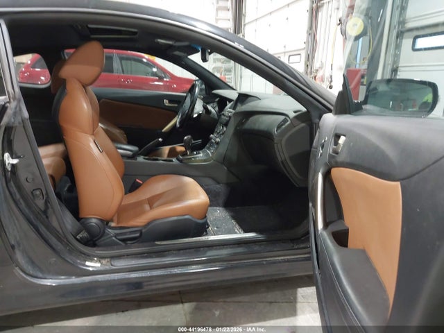 44196478 :رقم المزاد ، KMHHU6KJ5GU136722 vin ، 2016 Hyundai Genesis 3.8 Ultimate مزاد بيع