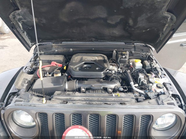1C4HJXFN2JW312881 Jeep Wrangler Unlimited Rubicon 4x4
