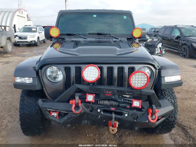 1C4HJXFN2JW312881 Jeep Wrangler Unlimited Rubicon 4x4