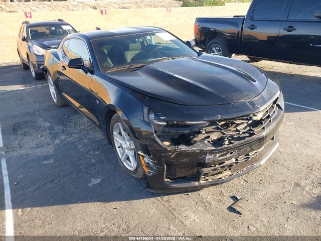 44196534 :رقم المزاد ، 1G1FB1RX4M0114981 vin ، 2021 Chevrolet Camaro Rwd  1lt مزاد بيع