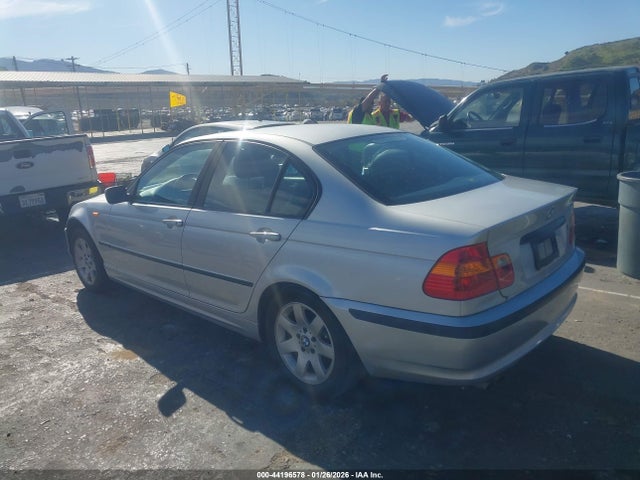 Aukcja sprzedaży 2004 Bmw 325i, vin: WBAEV33434KR30439, numer aukcji: 44196578