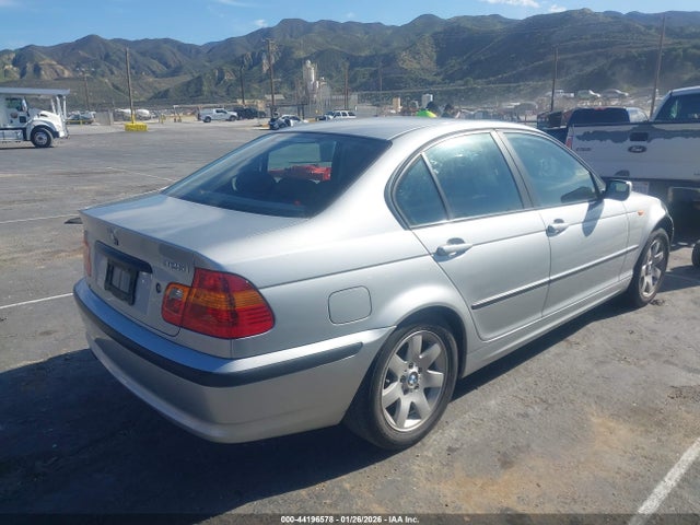 Aukcja sprzedaży 2004 Bmw 325i, vin: WBAEV33434KR30439, numer aukcji: 44196578