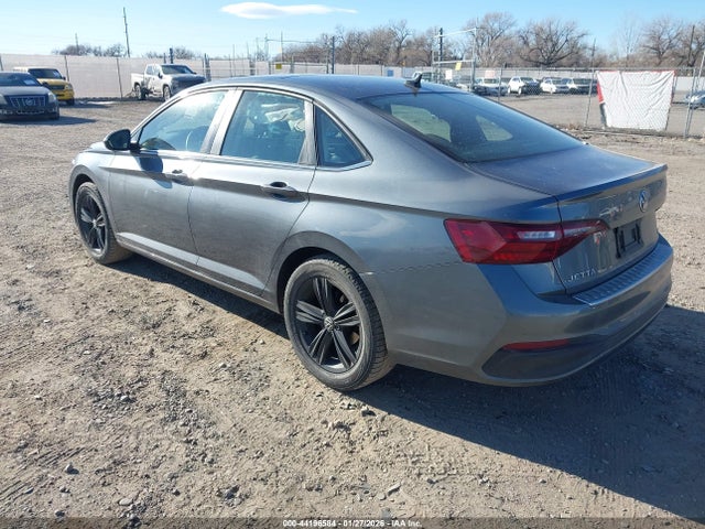 2023 VOLKSWAGEN JETTA 3VW7M7BU3PM029685 Photo 2