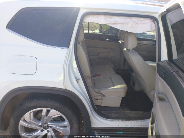 Продаж на аукціоні авто 2018 Volkswagen Atlas 3.6l V6 Se, vin: 1V2KR2CA9JC533638, номер лоту: 44196629