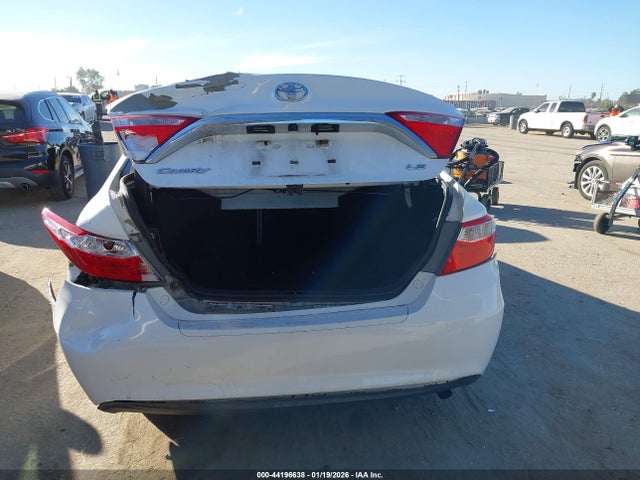 Toyota CAMRY LE 2015 4T4BF1FK7FR451757 Image 16
