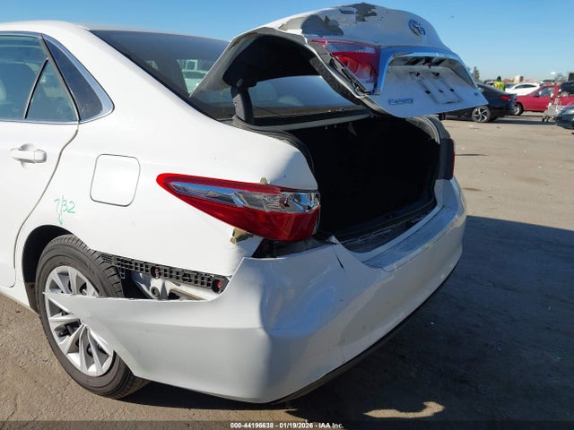 Toyota CAMRY LE 2015 4T4BF1FK7FR451757 Image 6