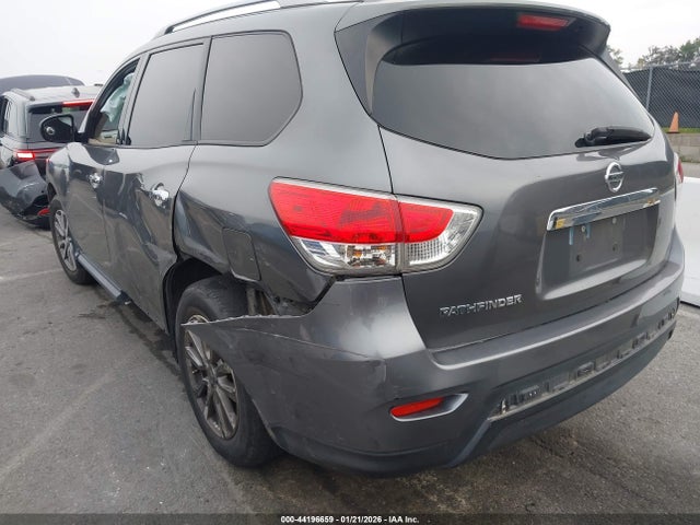 5N1AR2MNXGC601643 Nissan Pathfinder S