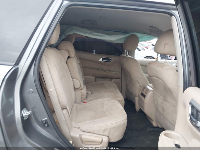 5N1AR2MNXGC601643 Nissan Pathfinder S