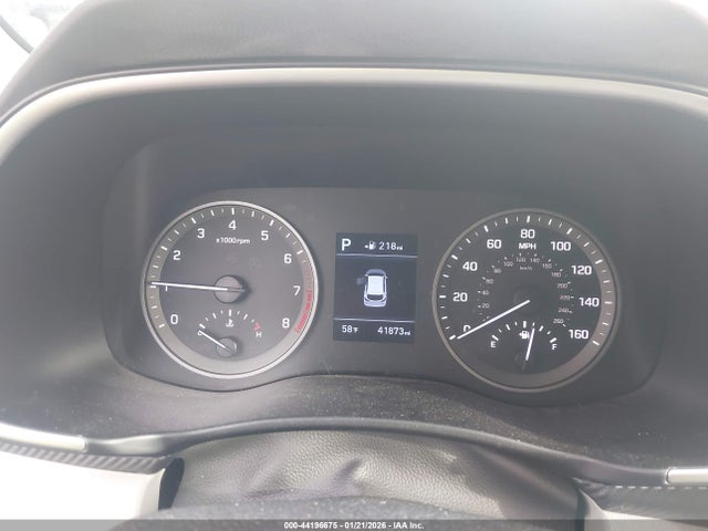 KM8J23A4XLU157996 Hyundai TUCSON SE