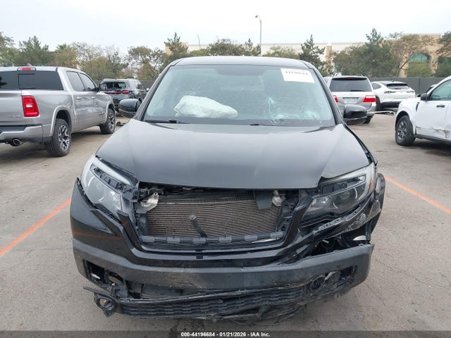 Honda Ridgeline Sport 2017 5FPYK3F14HB021307 Image 13