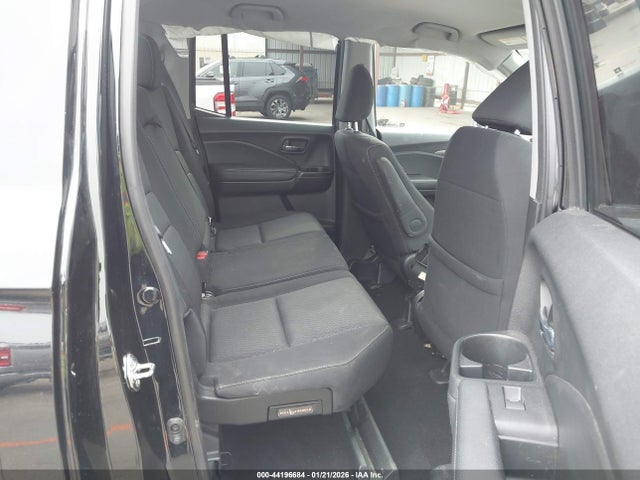 Honda Ridgeline Sport 2017 5FPYK3F14HB021307 Image 8