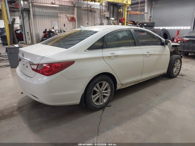 2011 HYUNDAI SONATA 5NPEB4AC9BH255803 Photo 3