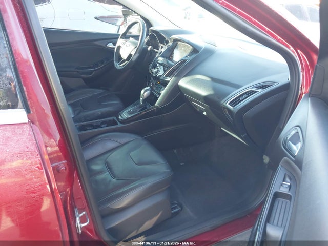 Ford Focus Titanium 2015 1FADP3J21FL235485 Image 5