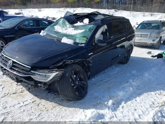 Продажа на аукционе авто 2024 Volkswagen Tiguan 2.0t Se R-line Black, vin: 3VV8B7AX7RM068583, номер лота: 44196718