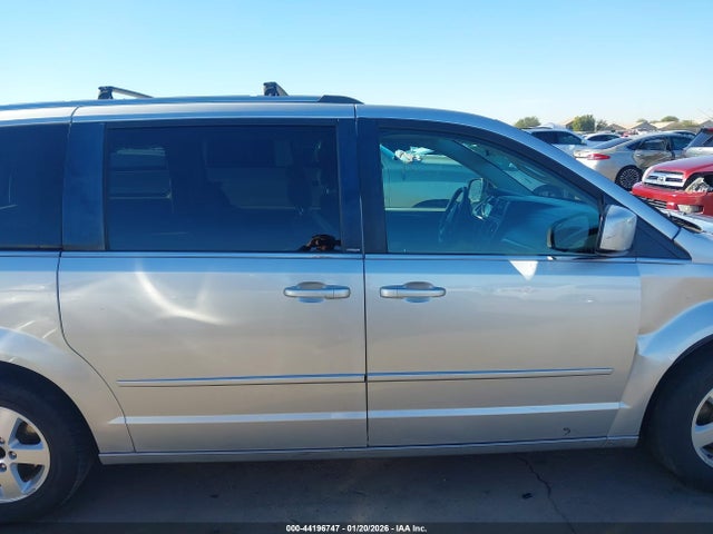 2011 Dodge Grand Caravan Crew მანქანა იყიდება აუქციონზე, vin: 2D4RN5DG1BR755201, აუქციონის ნომერი: 44196747