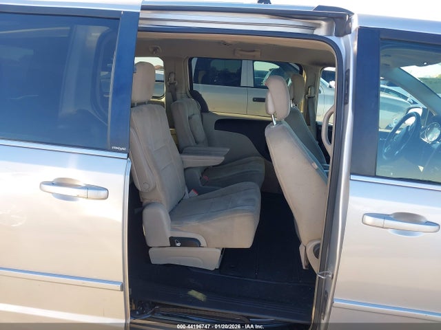 2011 Dodge Grand Caravan Crew მანქანა იყიდება აუქციონზე, vin: 2D4RN5DG1BR755201, აუქციონის ნომერი: 44196747