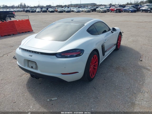 2018 PORSCHE 718 CAYMAN WP0AA2A82JK262240 Photo 3