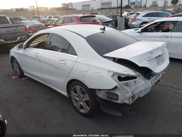 Mercedes-Benz CLA 250 2017 WDDSJ4EB0HN400720 Image 3