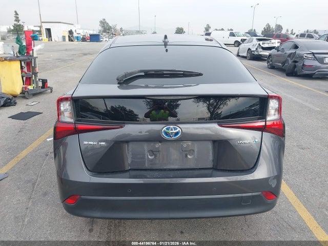 JTDKAMFU1M3147861 Toyota Prius Le