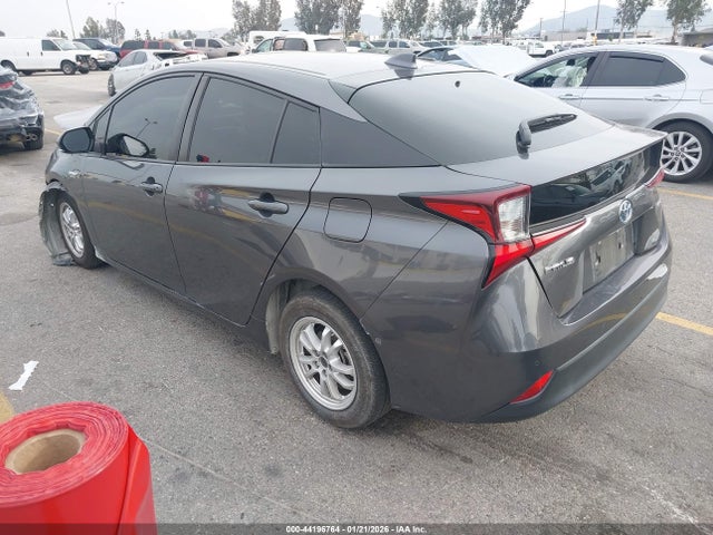 JTDKAMFU1M3147861 Toyota Prius Le