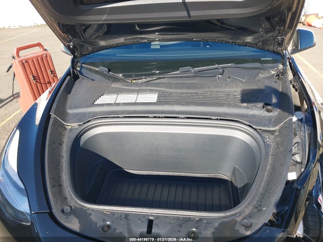 Продаж на аукціоні авто 2021 Tesla Model Y Long Range Dual Motor All-wheel Drive, vin: 5YJYGDEEXMF084913, номер лоту: 44196779