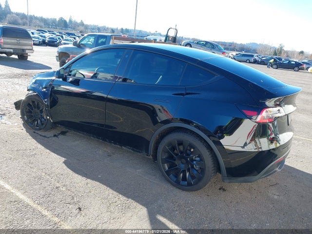 Продаж на аукціоні авто 2021 Tesla Model Y Long Range Dual Motor All-wheel Drive, vin: 5YJYGDEEXMF084913, номер лоту: 44196779