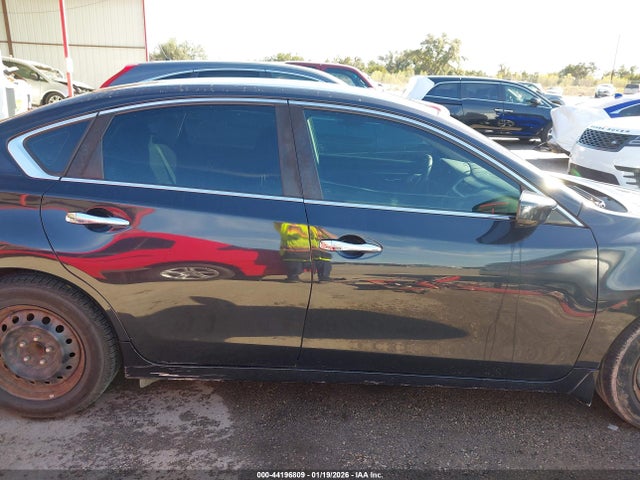1N4AL3AP4HN320645 Nissan Altima 2.5 S