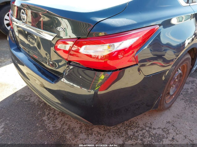 1N4AL3AP4HN320645 Nissan Altima 2.5 S