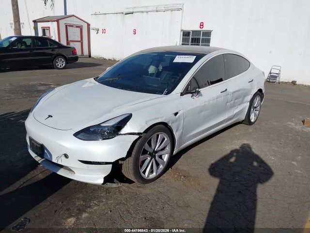 2020 TESLA MODEL 3 5YJ3E1EB3LF712295 Photo 1