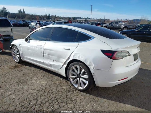 2020 TESLA MODEL 3 5YJ3E1EB3LF712295 Photo 2