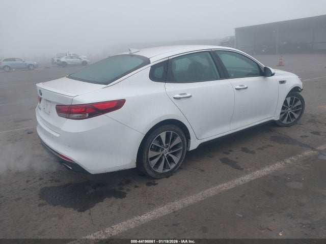 5XXGT4L35JG252071 KIA Optima S