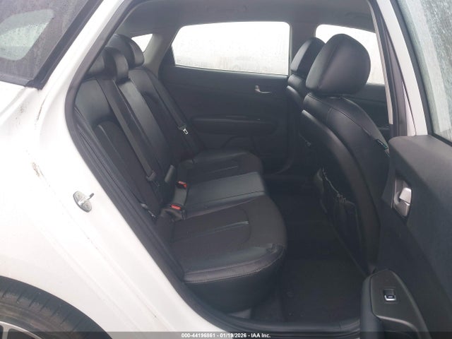 5XXGT4L35JG252071 KIA Optima S