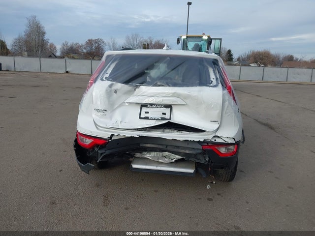 KNDCR3LE4P5096692 KIA NIRO EX