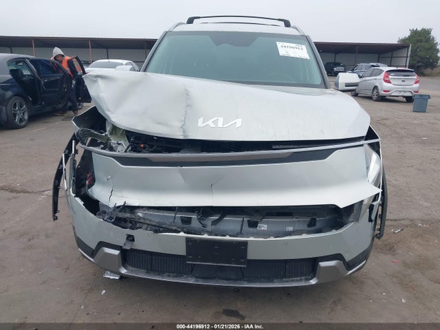 KIA Ev9 Wind 2024 KNDAFFS53R6047693 Image 13