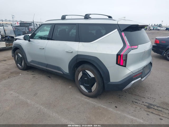 KIA Ev9 Wind 2024 KNDAFFS53R6047693 Image 3