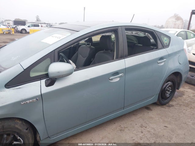 Toyota Prius Four 2015 JTDKN3DU3F1956570 Image 14