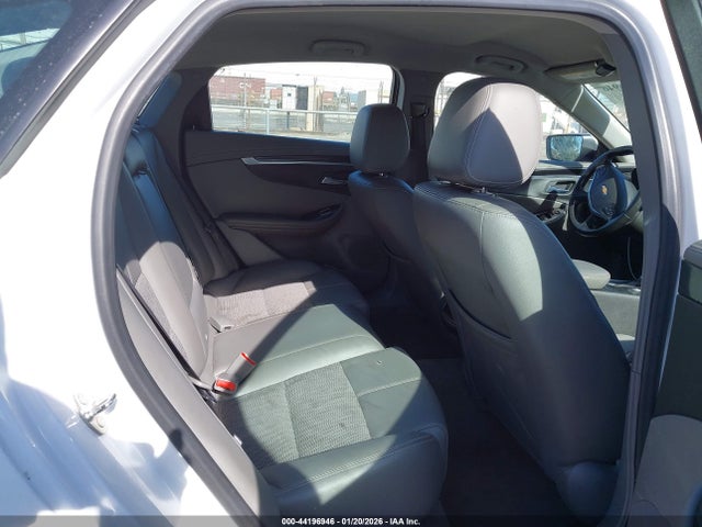 1G1105SA4JU142202 Chevrolet IMPALA 1LT