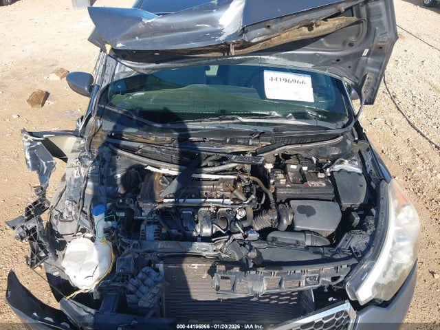 KNAFX4A61F5299426 KIA FORTE LX