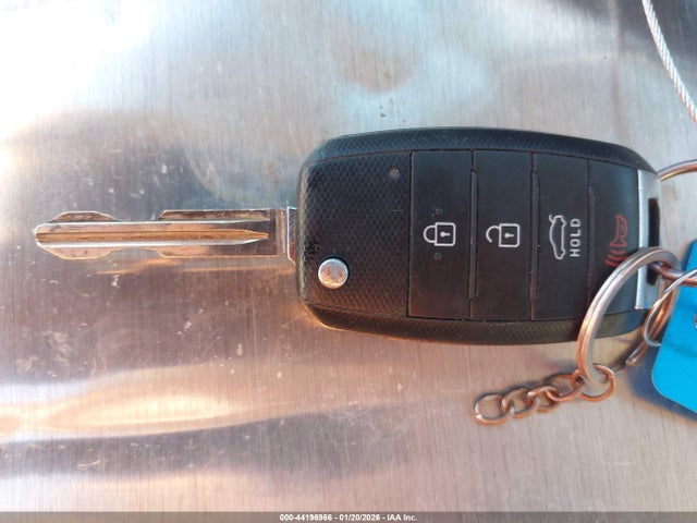 KNAFX4A61F5299426 KIA FORTE LX