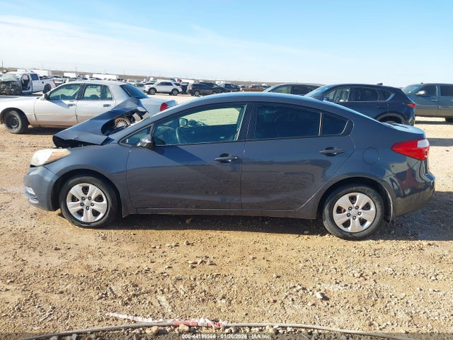 KNAFX4A61F5299426 KIA FORTE LX