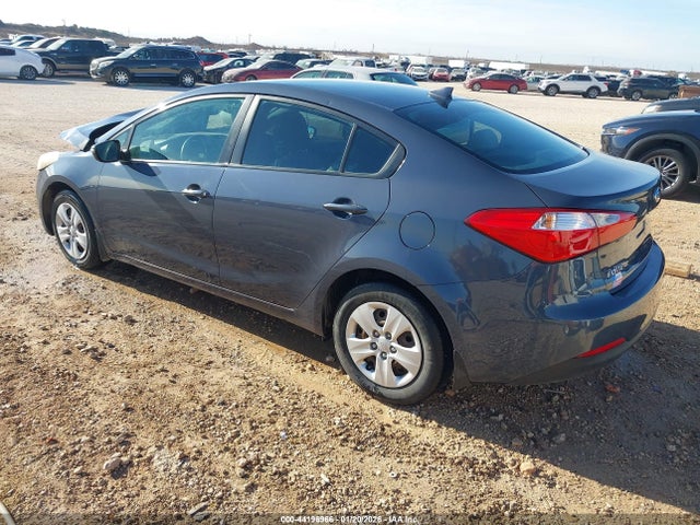 KNAFX4A61F5299426 KIA FORTE LX