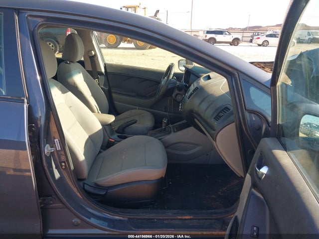 KNAFX4A61F5299426 KIA FORTE LX