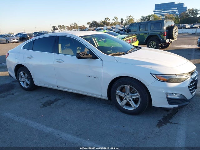 1G1ZC5ST6KF138816 Chevrolet Malibu 1fl