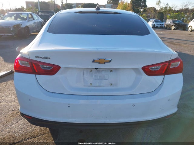 1G1ZC5ST6KF138816 Chevrolet Malibu 1fl
