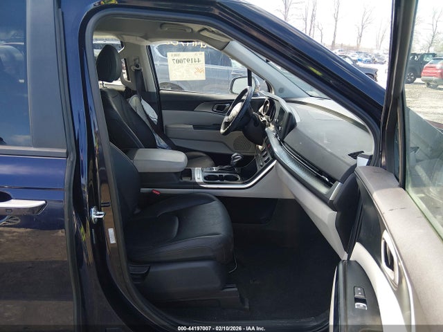 2024 Kia Carnival Mpv Lx Seat Package მანქანა იყიდება აუქციონზე, vin: KNDNB4H30R6425296, აუქციონის ნომერი: 44197007