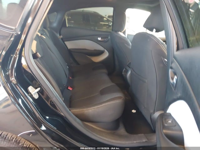 1C3CDFBBXFD247521 Dodge DART SXT