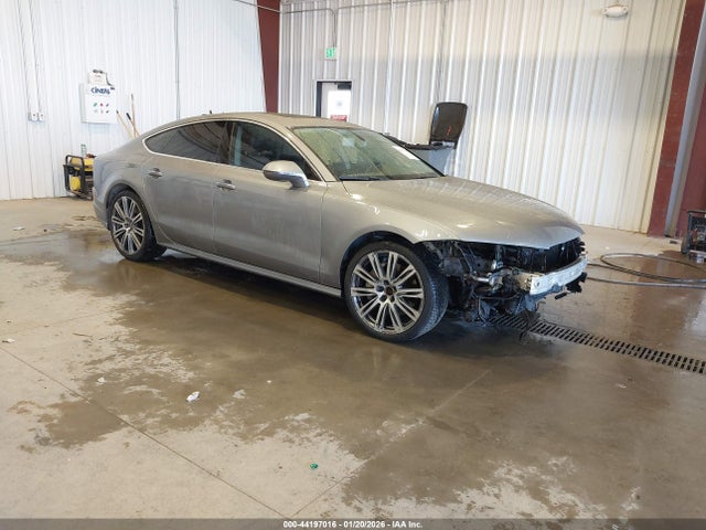 2016 AUDI A7 WAUWGAFC3GN092311 Photo 0